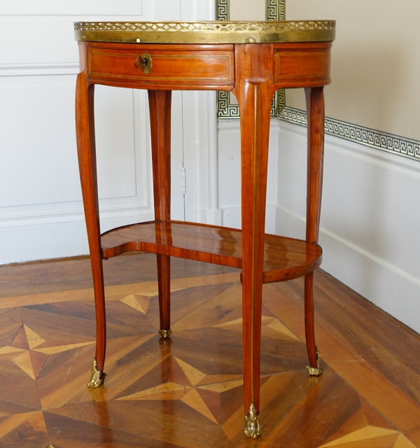 Etienne Avril : table de salon d'époque Louis XV Transition en marqueterie - estampillée et JME