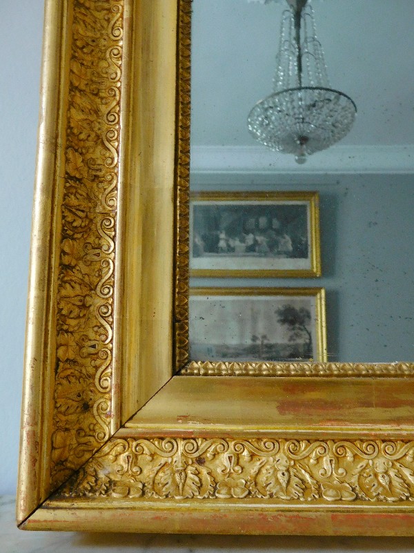 Miroir d'époque Empire, glace au mercure, cadre en bois doré à la feuille d'or - 88cm X 110cm
