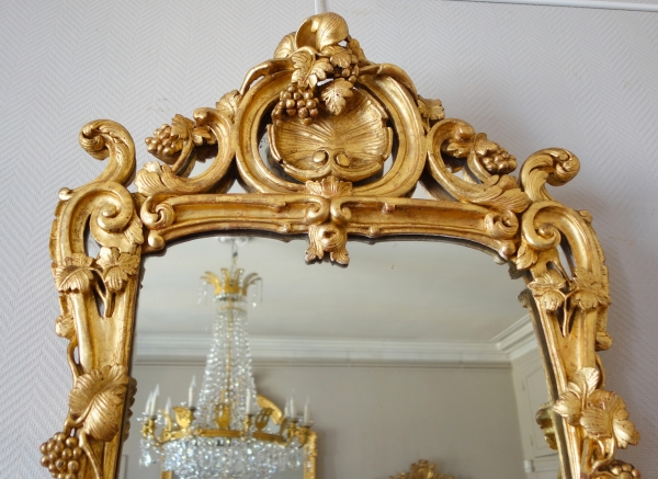 Louis XV gilt wood mirror, mercury glass, 18th century