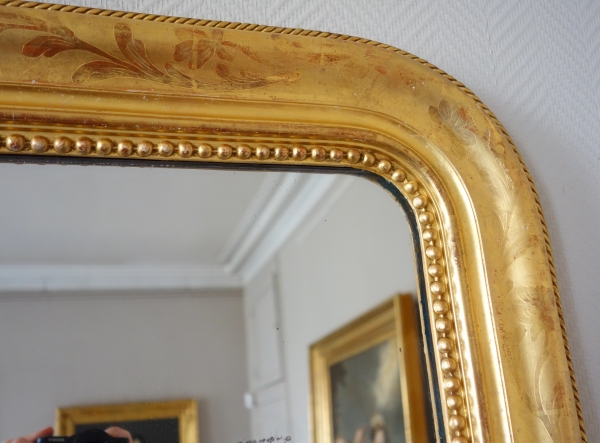 Miroir en bois doré à la feuille d'or, glace au mercure, époque Louis Philippe Napoléon III