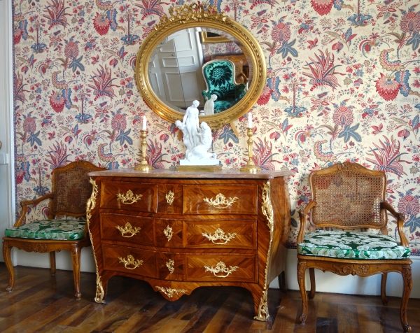 Wide Louis XVI style ovale mirror, gold leaf gilt wood, Napoleon III period, 19th century - 96cm x 91cm