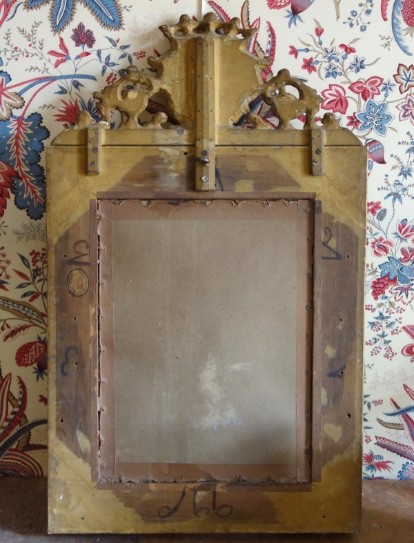 Regency style gold leaf gilt wood mirror, a Marquis crown on top - 19th century