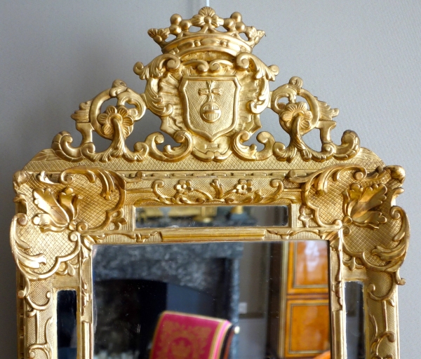Regency style gold leaf gilt wood mirror, a Marquis crown on top - 19th century