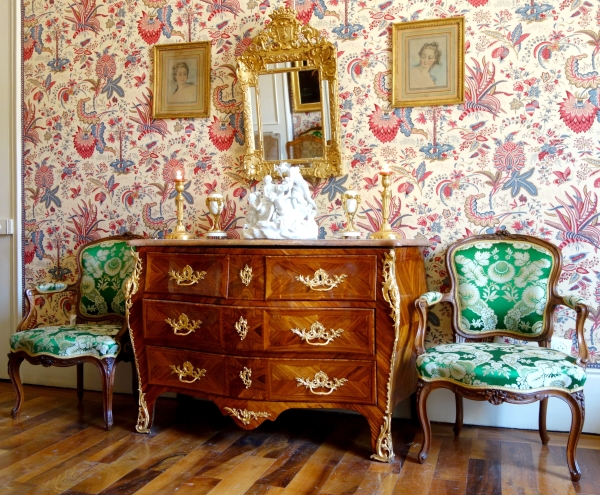 Regency style gold leaf gilt wood mirror, a Marquis crown on top - 19th century