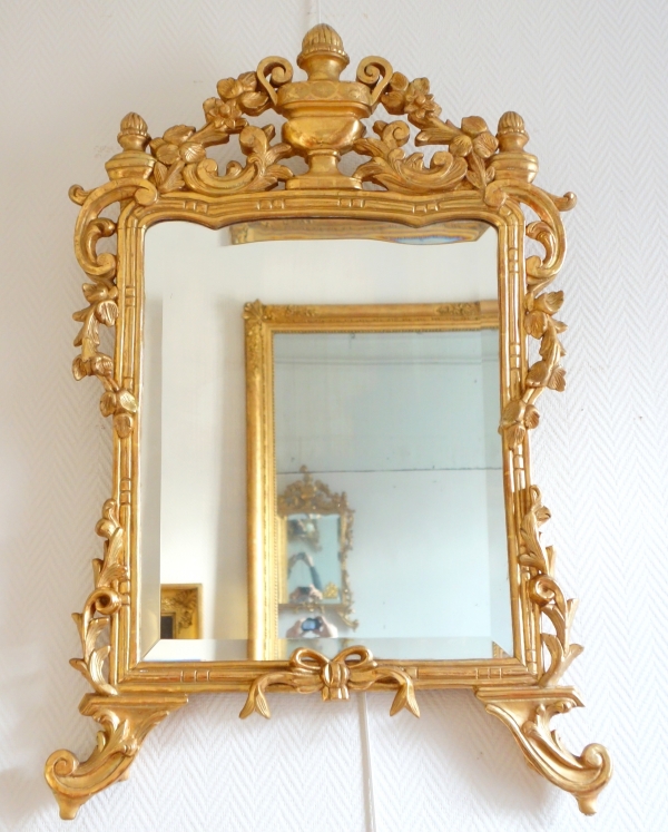 Miroir en bois doré, travail provencal d'époque Louis XV - Transition - 96cm x 60cm