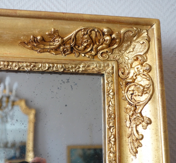 Miroir d'époque Restauration en bois doré, glace au mercure - 73,5cm x 95,7cm