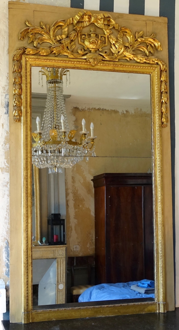 Louis XVI lacquered and gilt wood mirror, mercury glass - late 18th century circa 1780
