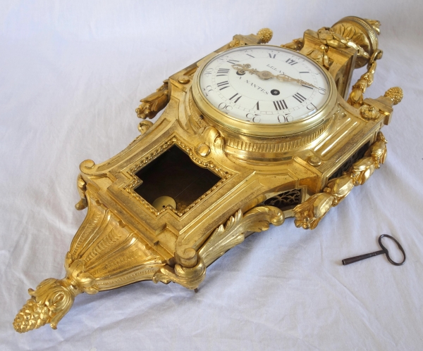 18th century ormolu decorative clock signed Osmond - Louis XVI period