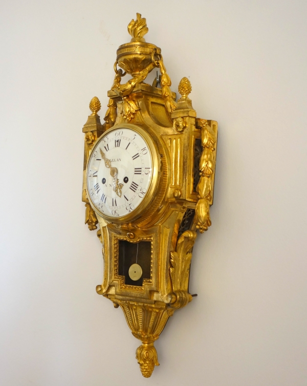 18th century ormolu decorative clock signed Osmond - Louis XVI period