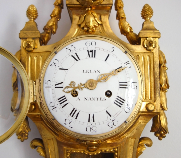 18th century ormolu decorative clock signed Osmond - Louis XVI period