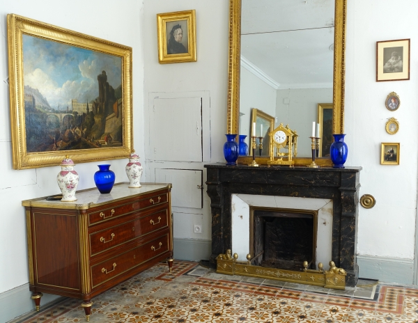 Empire ormolu clock - the cottage - France, early 19th century