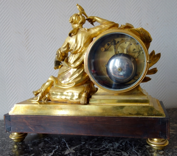 Lepeaute, horloger du Roi : pendule à la grecque d'époque Louis XV - vers 1770