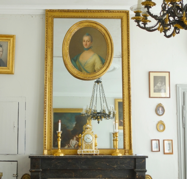 Antoine Cronier : Louis XVI marble and ormolu clock, 18th century