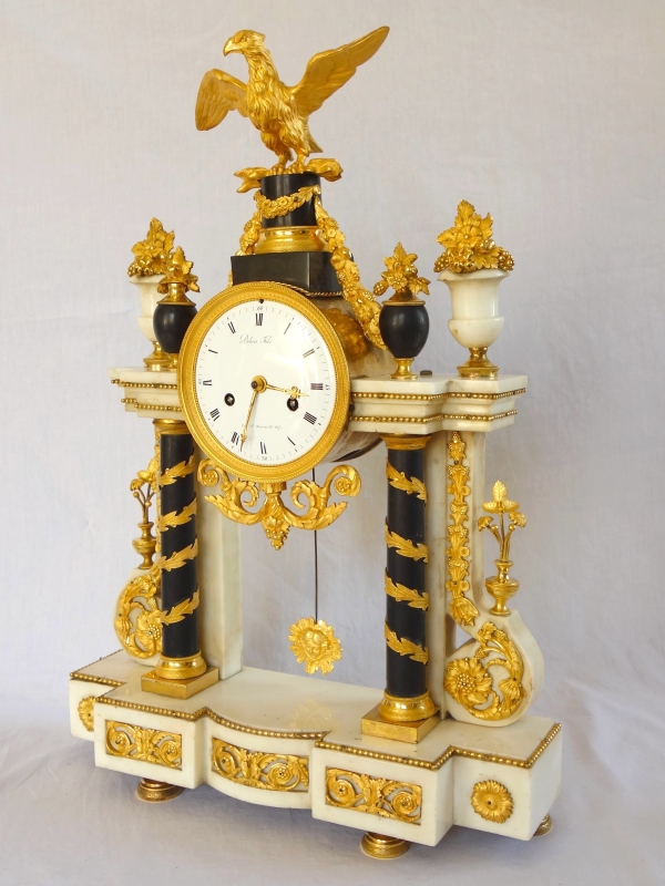 Louis XVI marble and ormolu clock - 18th century