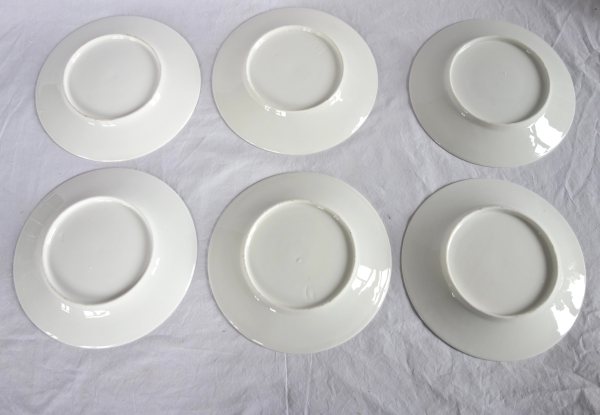 Set of 12 Paris porcelain dessert plates enhanced with fine gold, early 19th century