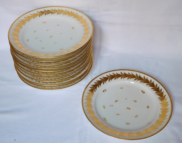 Locré : 12 assiettes en porcelaine d'époque Empire rehaussée à l'or fin