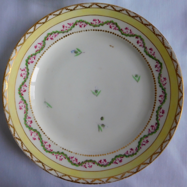 Manufacture Potter : set of 12 Paris porcelain table plates - late 18th century circa 1790