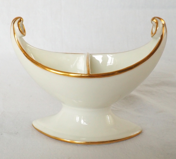Nast : série de 4 salerons d’époque Empire en porcelaine de Paris blanche et or