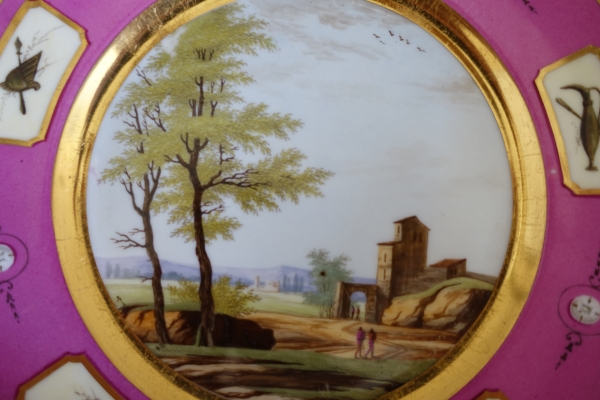 Manufacture Halley : suite de 6 assiettes de table en porcelaine dorée d'époque Empire signées