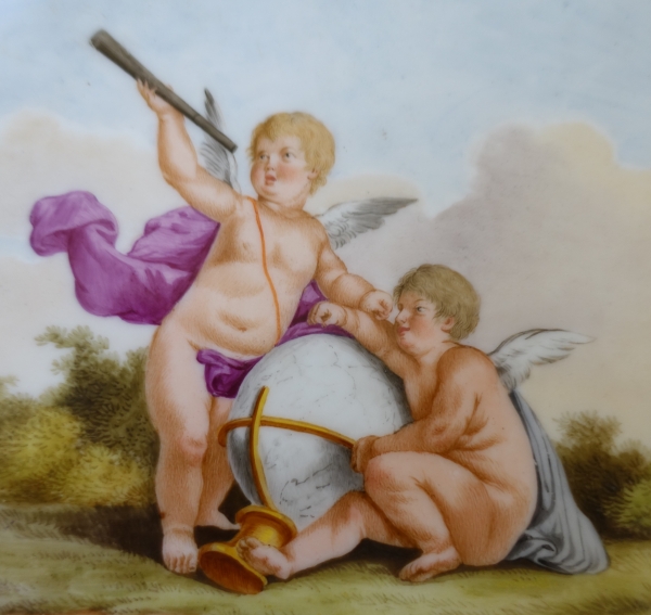 Manufacture Halley : suite de 6 assiettes de table en porcelaine dorée d'époque Empire signées
