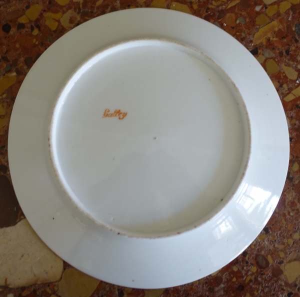 Manufacture Halley : suite de 6 assiettes de table en porcelaine dorée d'époque Empire signées