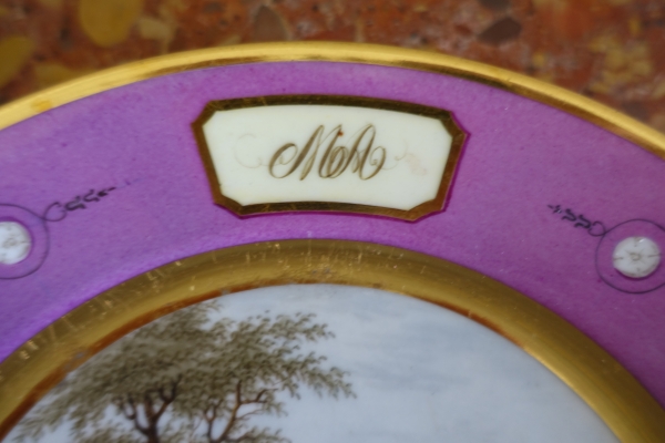 Manufacture Halley : suite de 6 assiettes de table en porcelaine dorée d'époque Empire signées