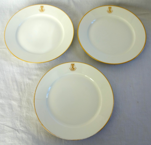 Set of 6 Sevres porcelain table plates, crown of count - signed, dated 1868