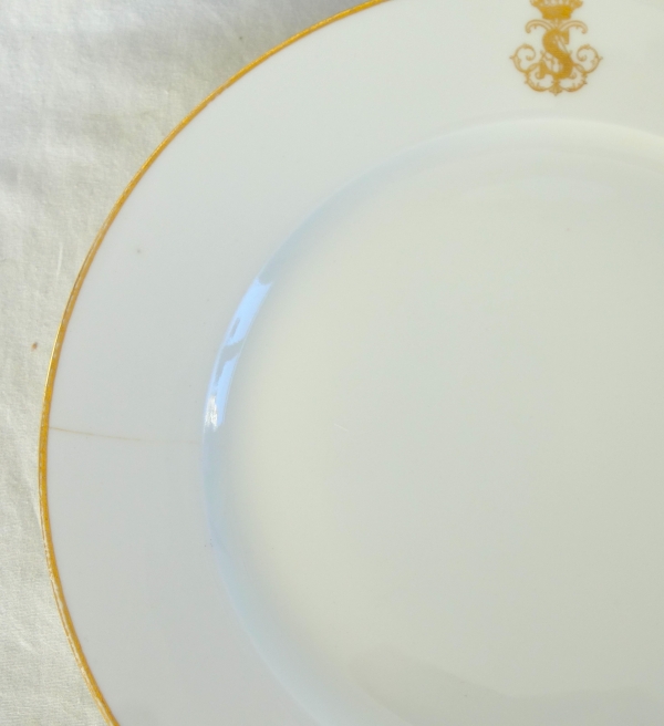 Set of 6 Sevres porcelain table plates, crown of count - signed, dated 1868