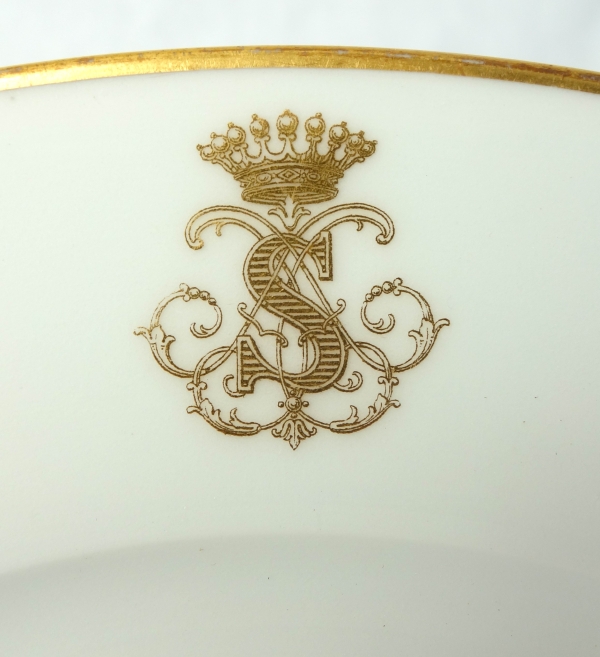 Set of 6 Sevres porcelain table plates, crown of count - signed, dated 1868
