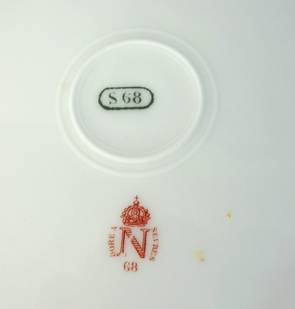 Set of 6 Sevres porcelain table plates, crown of count - signed, dated 1868