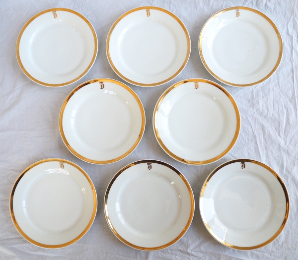 Set of 8 Paris porcelain dessert plates enhanced with fine gold, D monogram