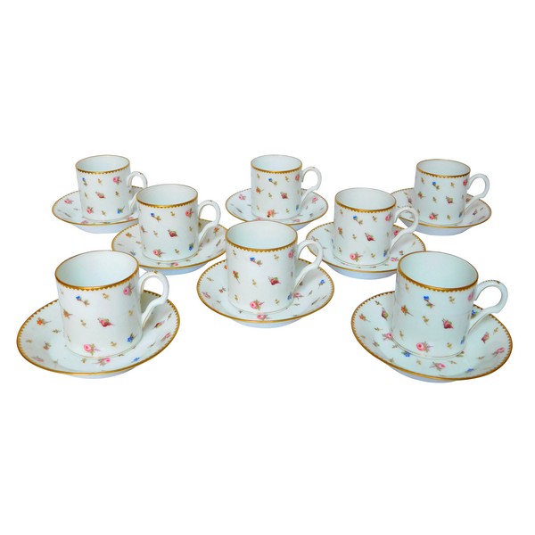 Set of 8 coffee cups, 18th century Nyon porcelain (Switzerland), 8 coffee cups set - Signed