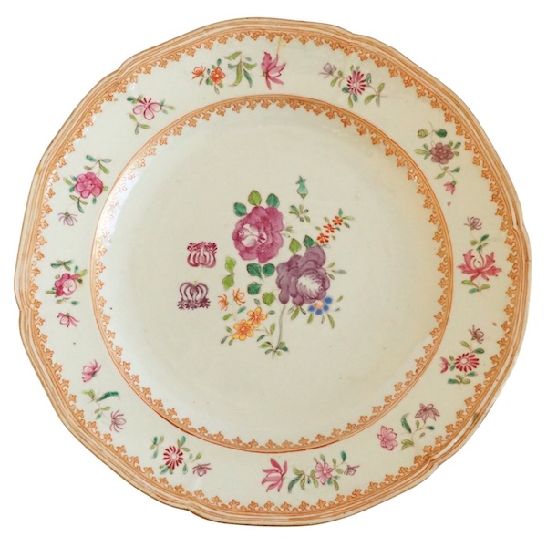 Assiette de table en porcelaine de Chine - Compagnie des Indes - XVIIIe siècle