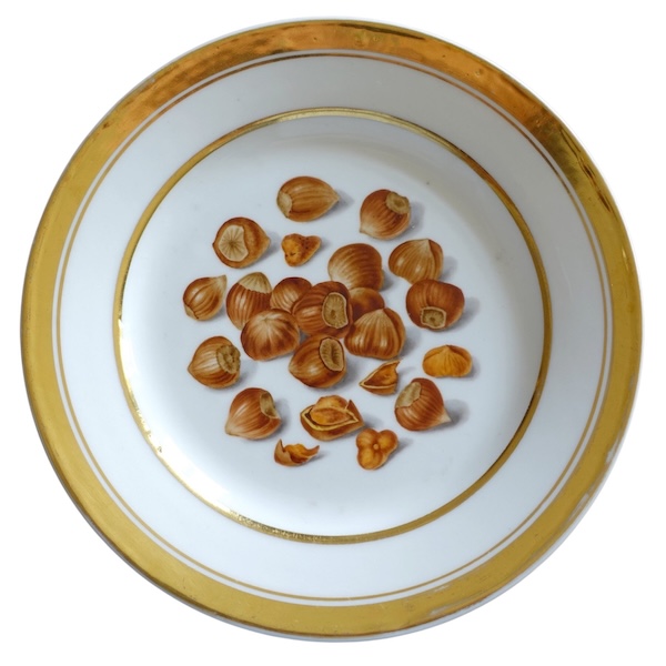 Darte Frères - assiette en trompe l'oeil aux noisettes - époque Empire - signée