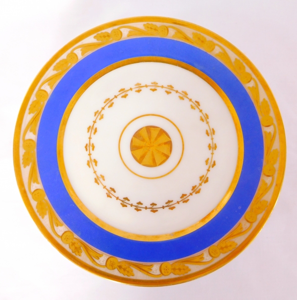 Assiette montée Empire en porcelaine bleue et or, Manufacture Schoelcher