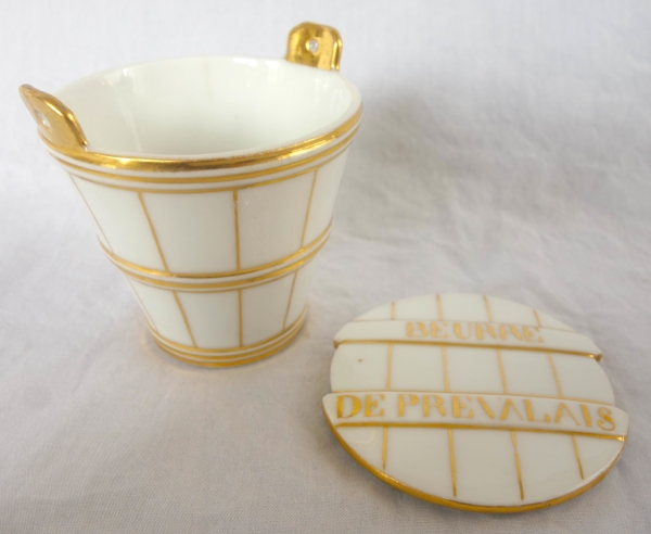 Paris porcelain butter dish enhanced with fine gold, early 19th century circa 1840