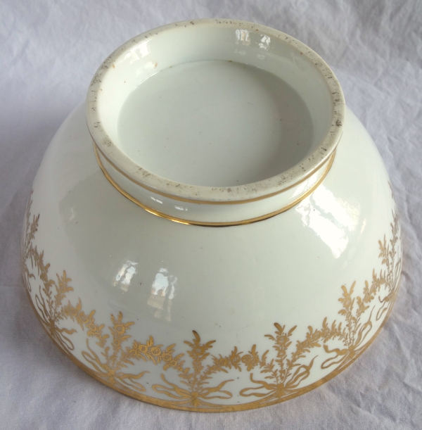 Empire Paris porcelain biscuit bowl, late 18th century