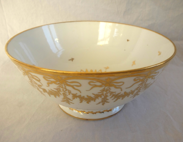 Empire Paris porcelain biscuit bowl, late 18th century