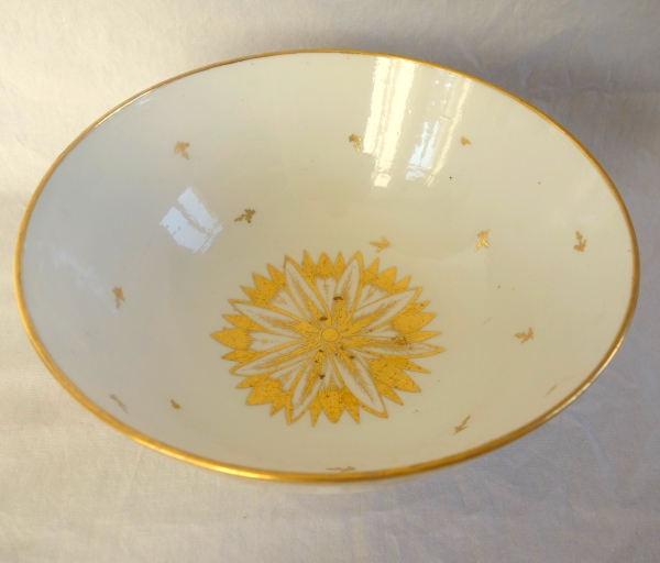 Empire Paris porcelain biscuit bowl, late 18th century