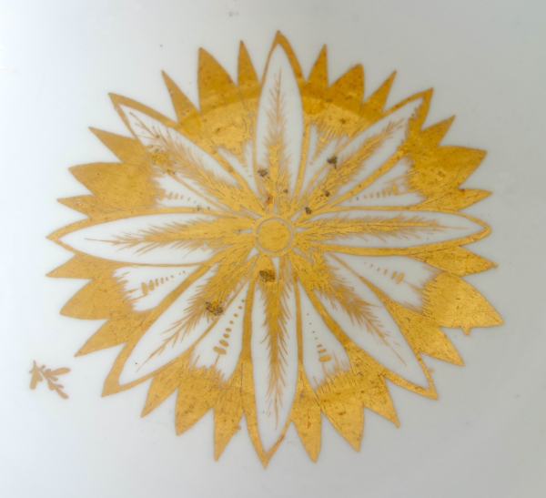 Empire Paris porcelain biscuit bowl, late 18th century