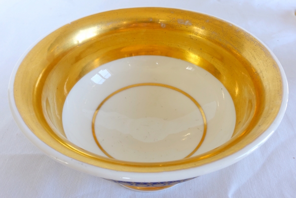Empire Paris porcelain bowl enhanced with fine gold, early19th century