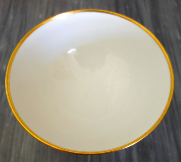 Darte - Empire Paris porcelain biscuit bowl enhanced with fine gold