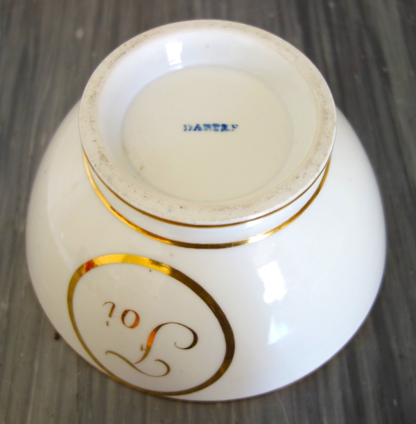 Darte - Empire Paris porcelain biscuit bowl enhanced with fine gold