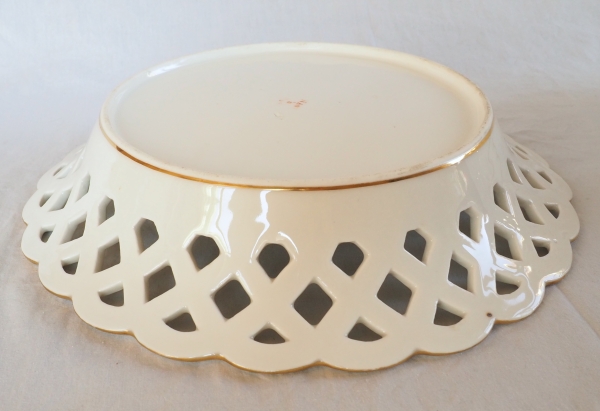 Nast : grande corbeille ajourée d’époque Empire en porcelaine de Paris blanche et or