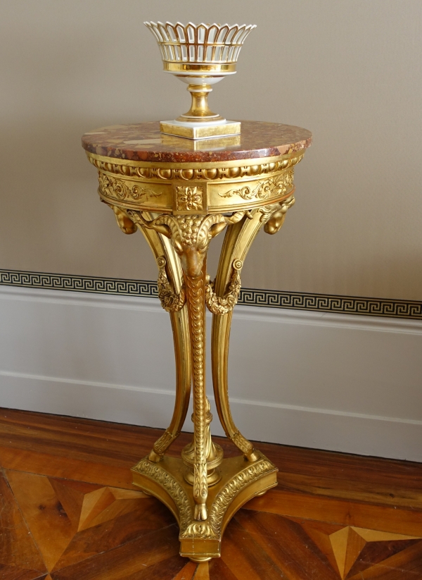 Coupe ajourée en porcelaine de Paris dorée à l'or d'époque Empire - Restauration