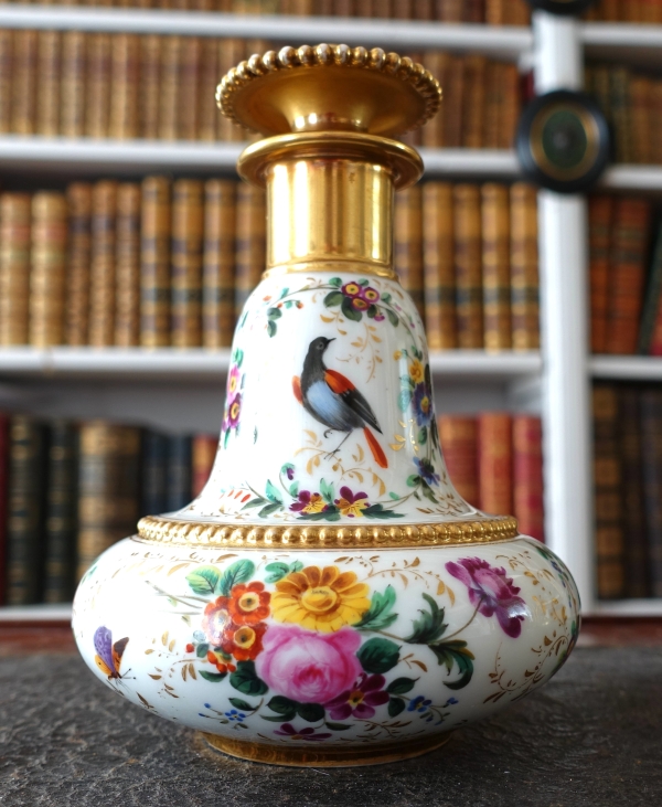 Manufacture Darte - porcelain bottle - Charles X period - signed