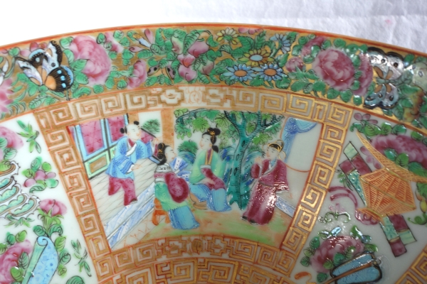 Grand bol à punch en porcelaine de Canton, Chine vers 1880