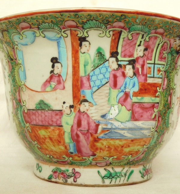 Chinese Canton porcelain planter - 19th century - 25cm x 13.5cm