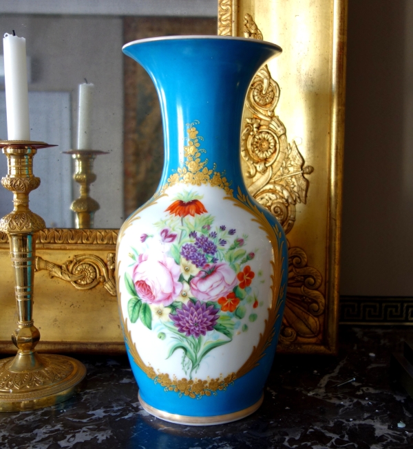 Tall ornamental porcelain vase in the taste of Sèvres, Napoléon III period