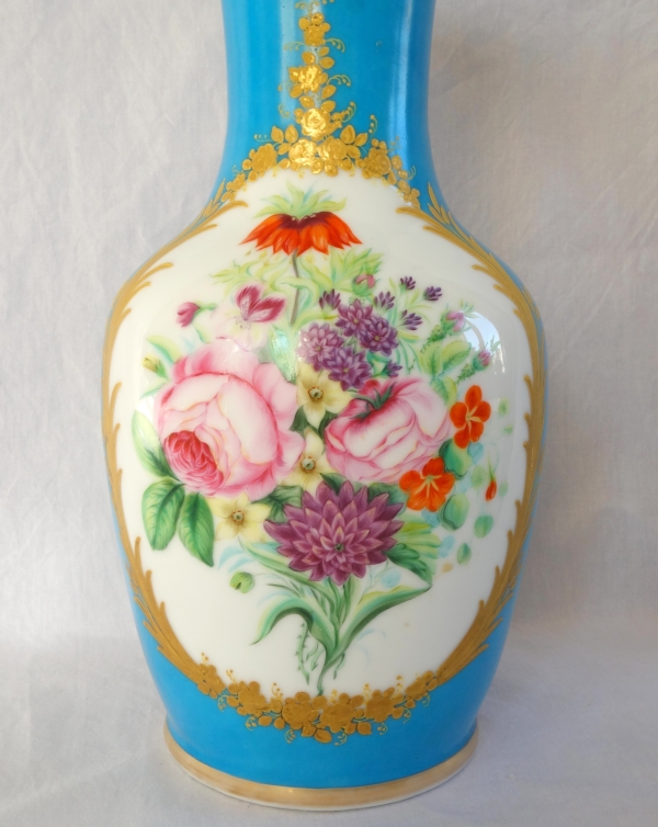 Tall ornamental porcelain vase in the taste of Sèvres, Napoléon III period